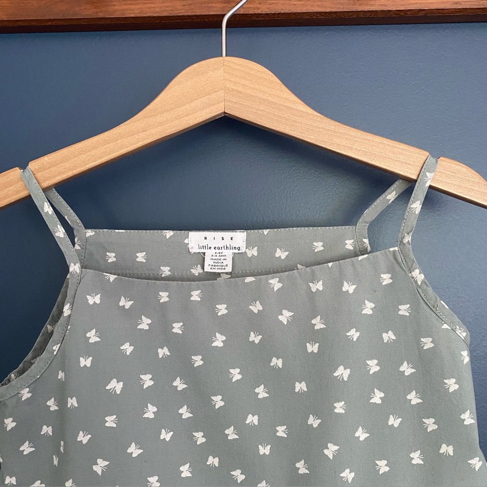 Little Earth Sage Green Butterfly Print Fabric size 3-4 kids - Picture 2 of 8